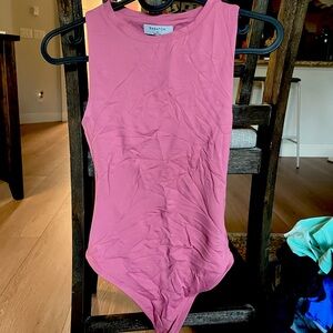 Aritzia Babaton bodysuit